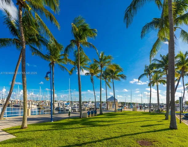 $3,175,000 | 3603 Thomas Avenue, Miami, FL 33133