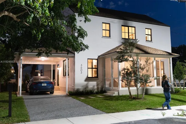 $3,175,000 | 3603 Thomas Avenue, Miami, FL 33133