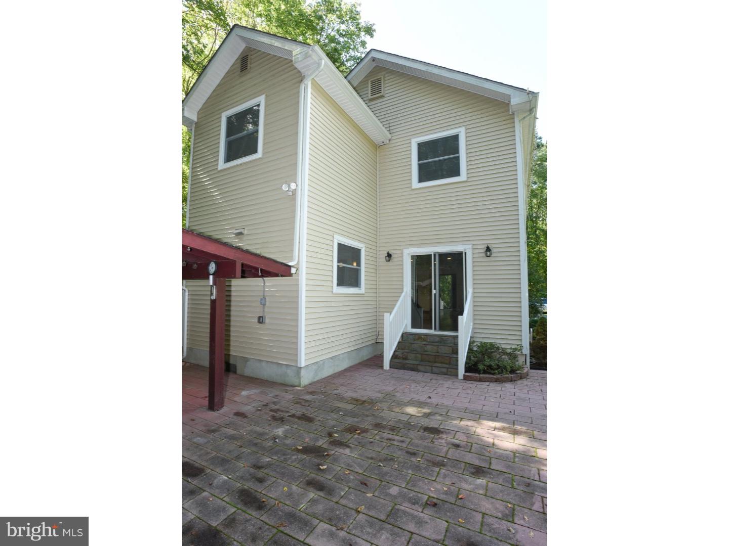78 Manor Road Gibbsboro, NJ 08026 - Photo 3 of 23