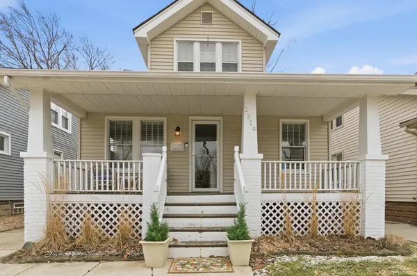 $399,999 | 2319 Edgewood Boulevard, Berkley, MI 48072