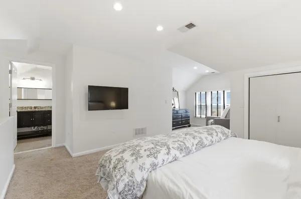 $399,999 | 2319 Edgewood Boulevard, Berkley, MI 48072