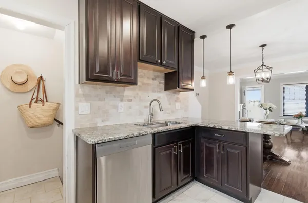 $399,999 | 2319 Edgewood Boulevard, Berkley, MI 48072