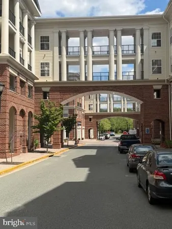 $459,900 | 7 Granite Place, Unit 316, Gaithersburg, MD 20878