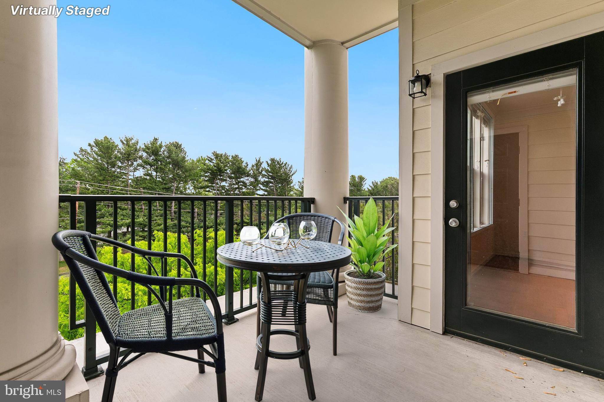 7 Granite Place, Unit 316 Gaithersburg, MD 20878 - Photo 29 of 84 a view of a balcony dining area