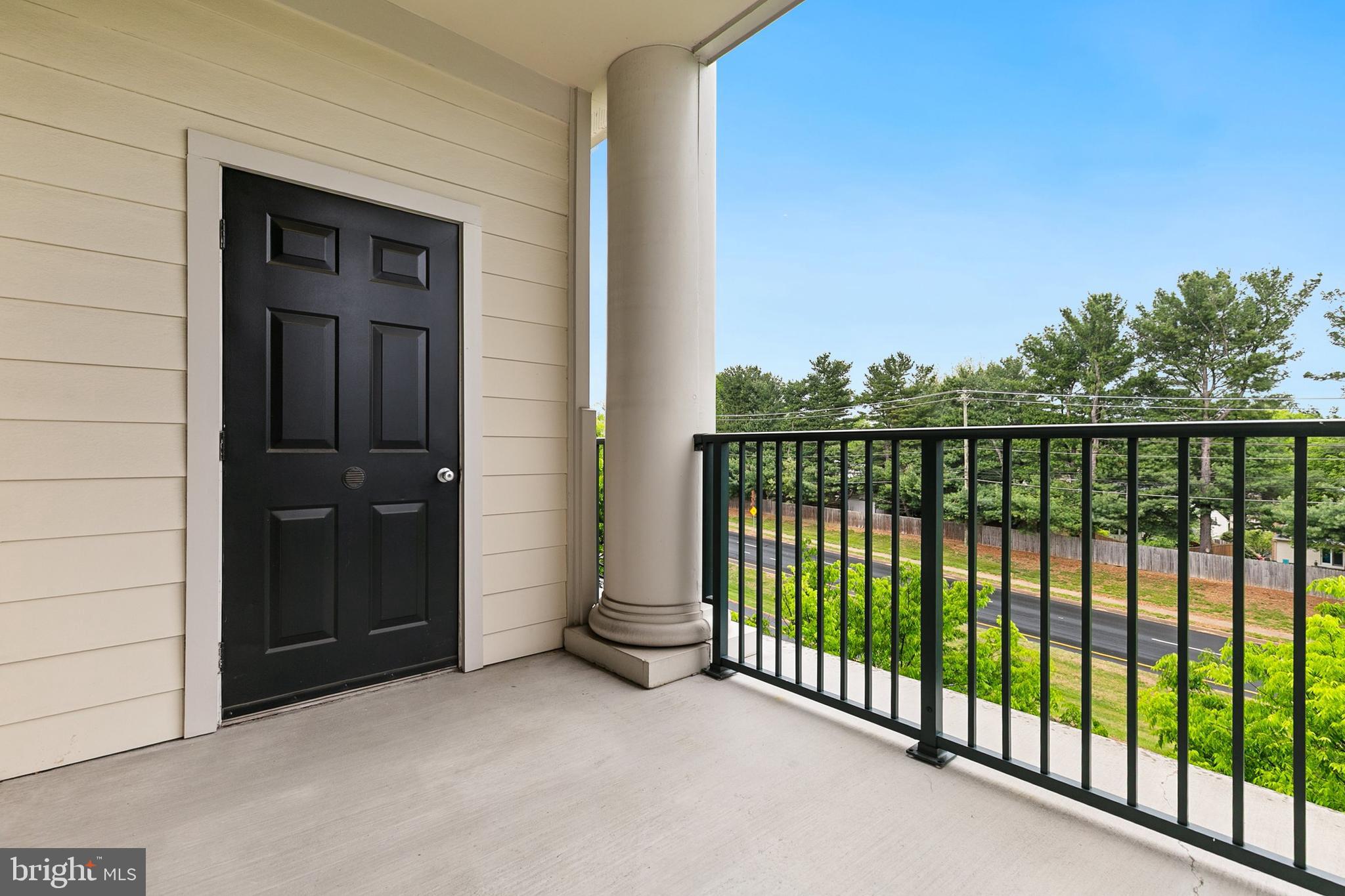 7 Granite Place, Unit 316 Gaithersburg, MD 20878 - Photo 32 of 84 a view of a balcony