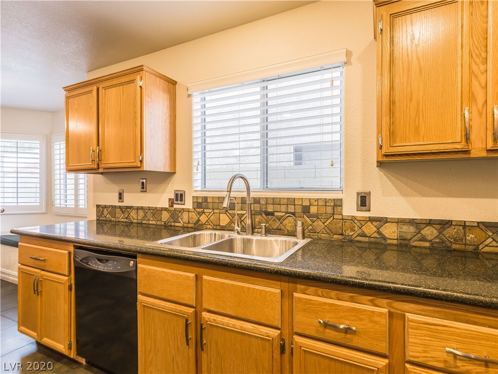 2364 Ramsgate Drive Henderson, NV 89074 - Photo 18 of 49