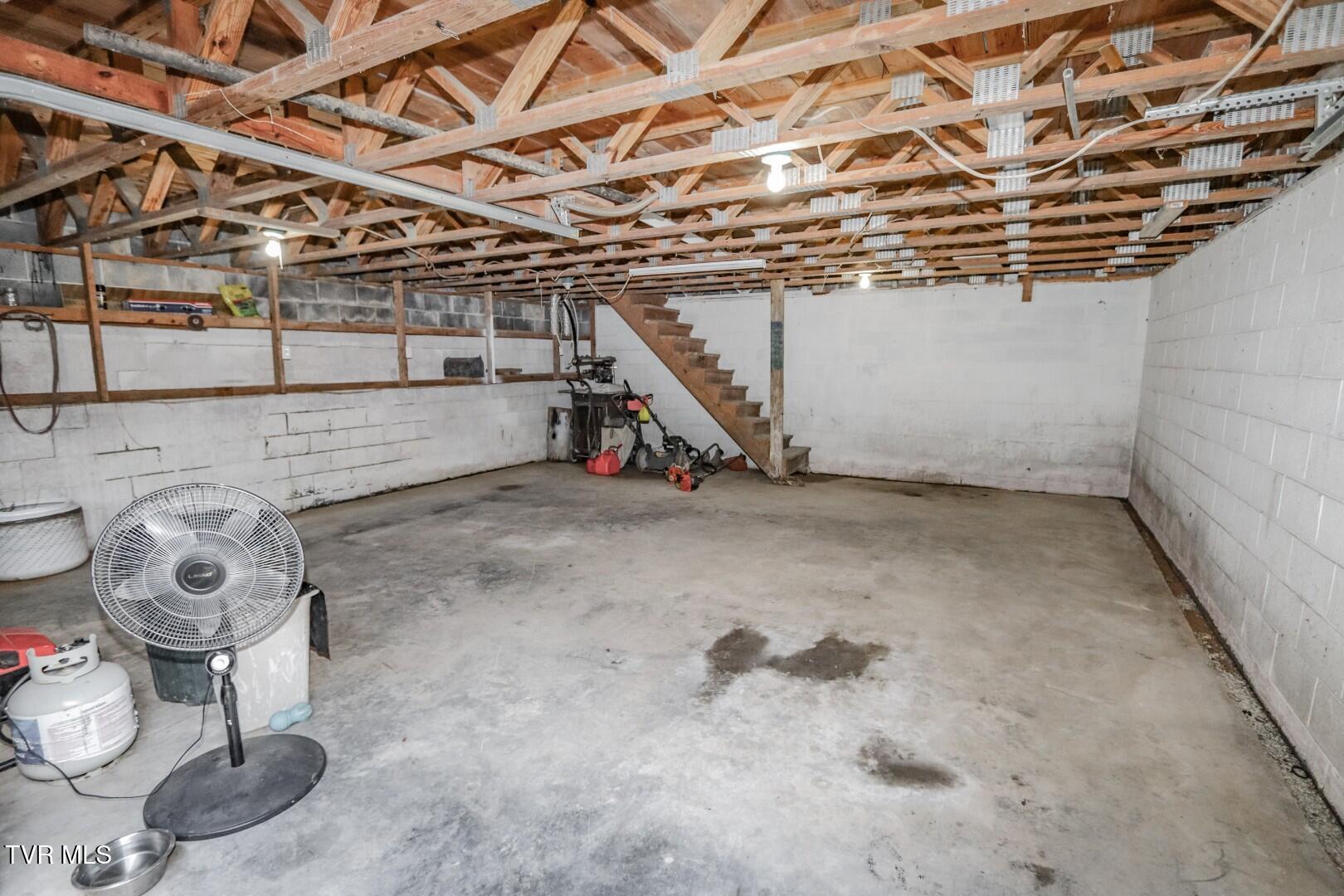 421 Duncan Street Newport, TN 37821 - Photo 26 of 56 22
