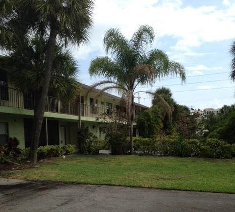 201 Southwest 1st Street, Unit 90 Boca Raton, FL 33432 - Photo 3 of 11 -
