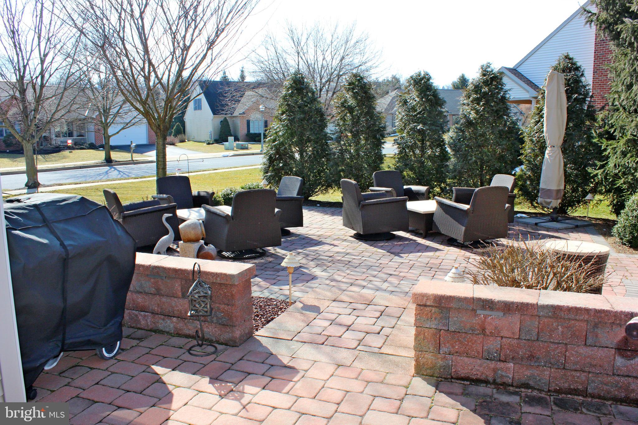 669 Laurel Avenue Lititz, PA 17543 - Photo 3 of 51