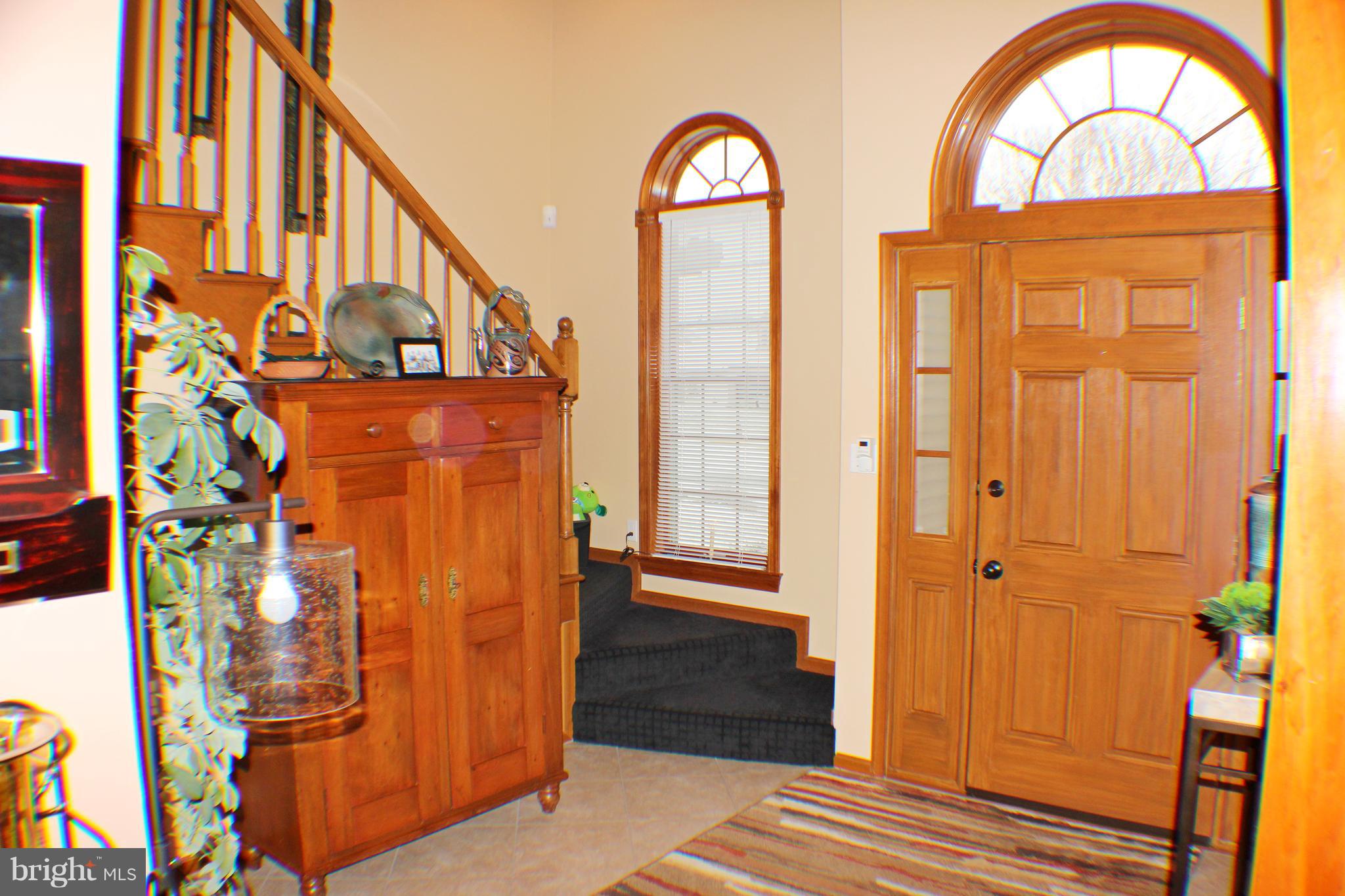 669 Laurel Avenue Lititz, PA 17543 - Photo 4 of 51