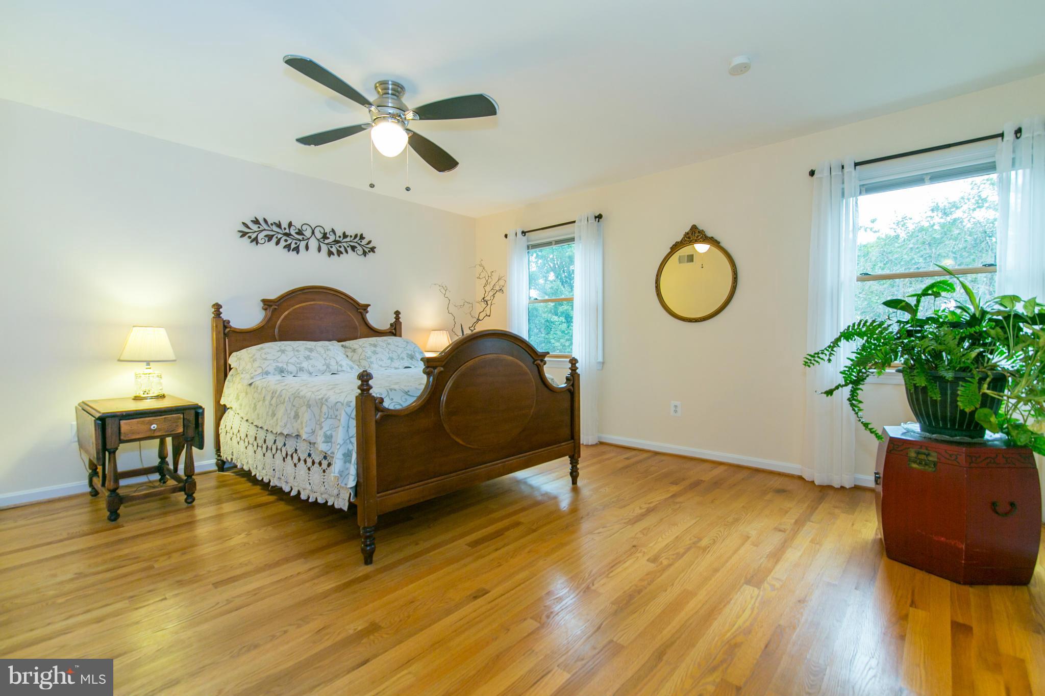 8000 West Point Drive Springfield, VA 22153 - Photo 23 of 30 Master Bedroom with Hardwood
