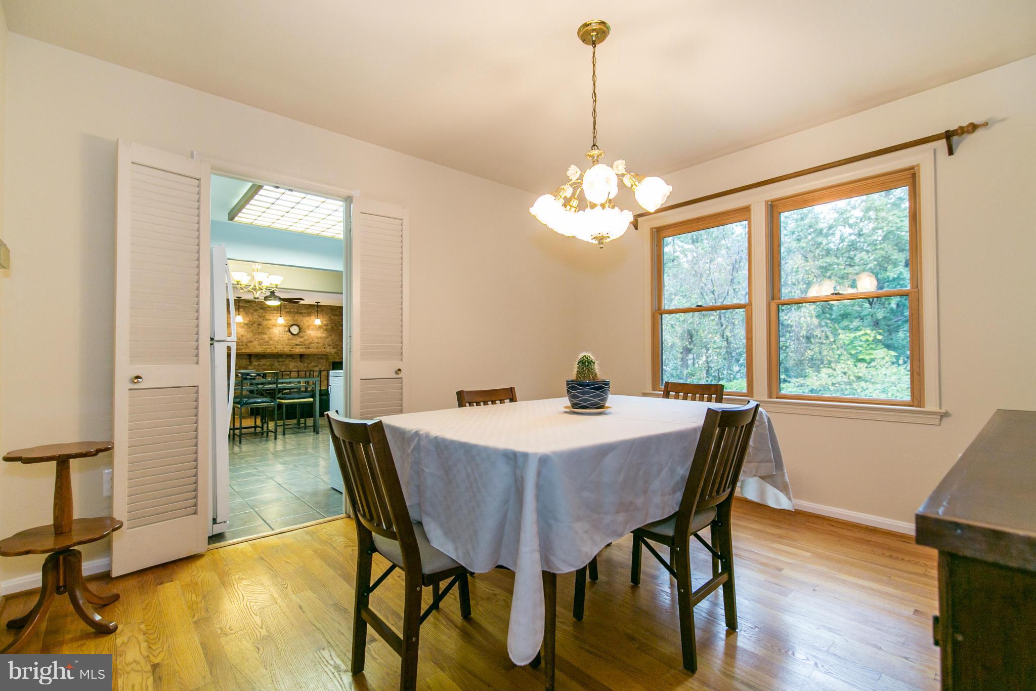 8000 West Point Drive Springfield, VA 22153 - Photo 9 of 30 Dining Room with lots of Natural Light