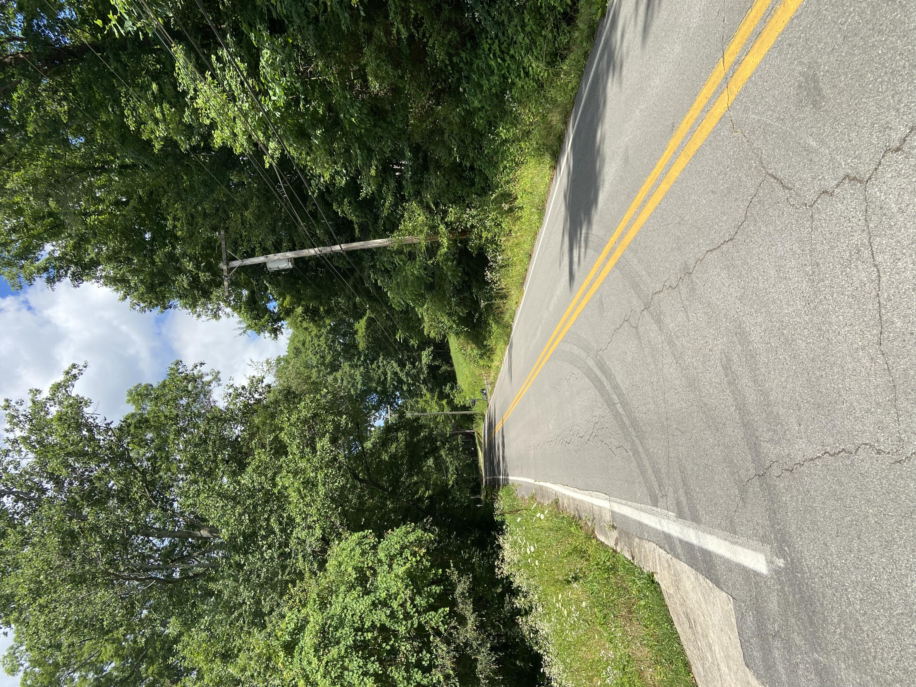 1706 Thatcher Road Soddy Daisy, TN 37379 - Photo 4 of 12 D6B3E81B-7CF6-4DF4-BCE3-0BC61B0091DA