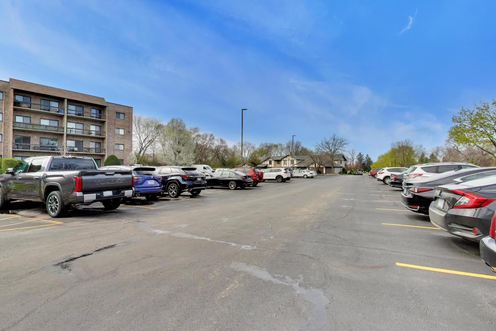 1400 North Elmhurst Road, Unit 319 Mount Prospect, IL 60056 - Photo 24 of 25