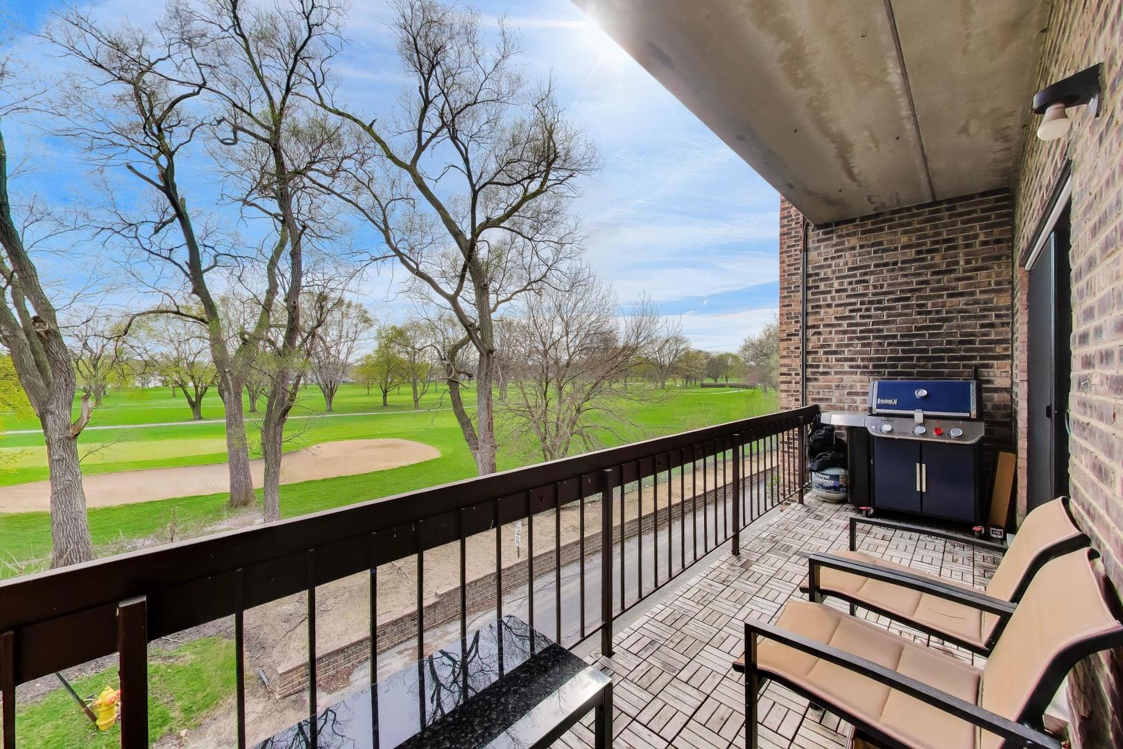 1400 North Elmhurst Road, Unit 319 Mount Prospect, IL 60056 - Photo 10 of 25
