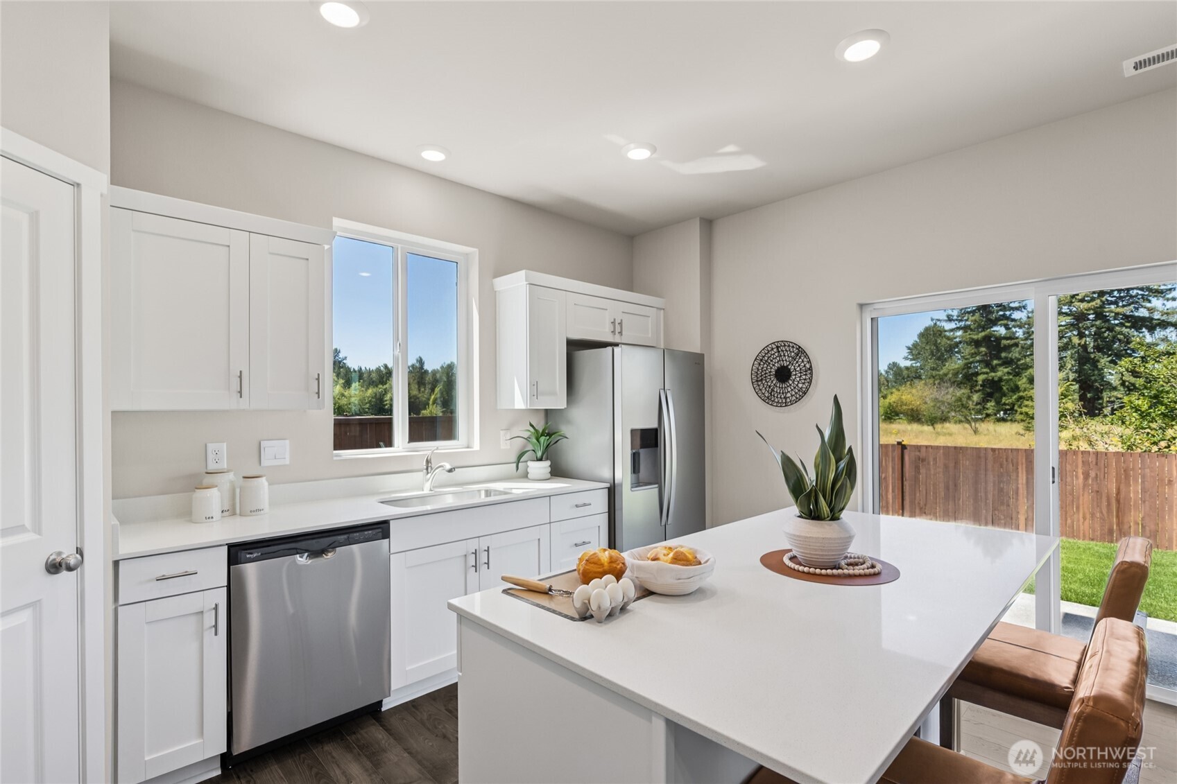 563 Hann Street, Unit 9 Buckley, WA 98321 - Photo 19 of 37 a kitchen with furniture and window