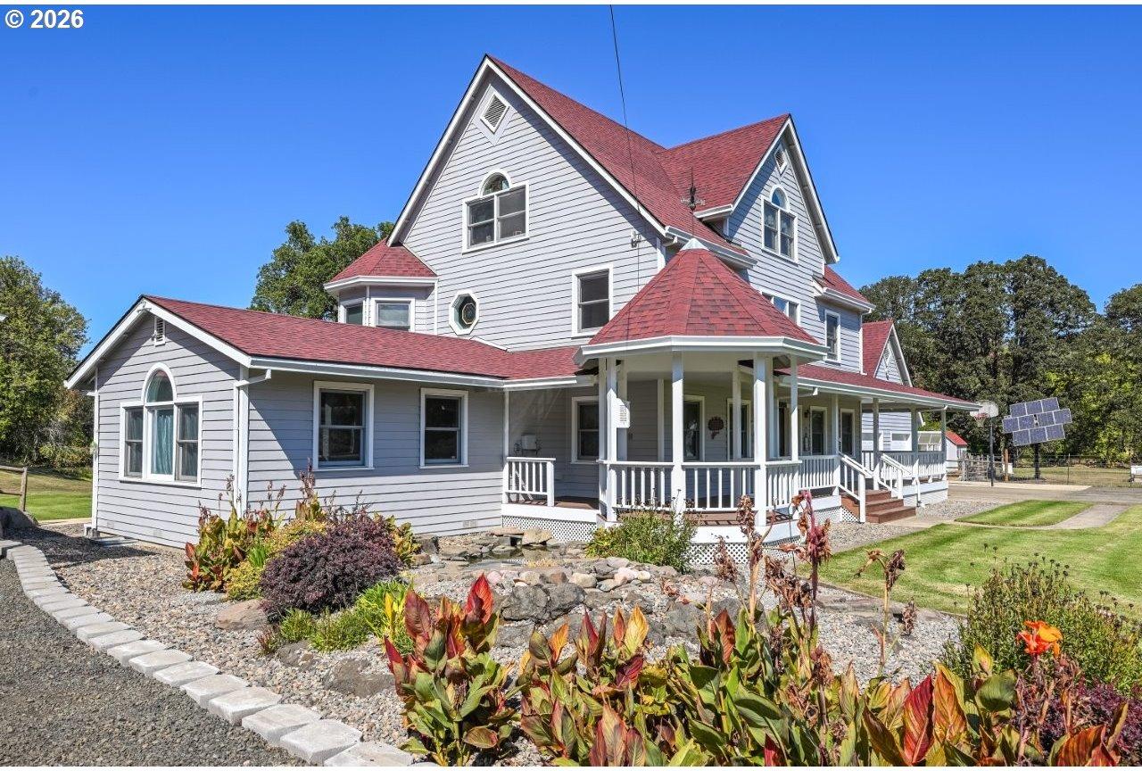 255 Dawson Road Roseburg, OR 97470 - Photo 3 of 48 Gallery Image 3
