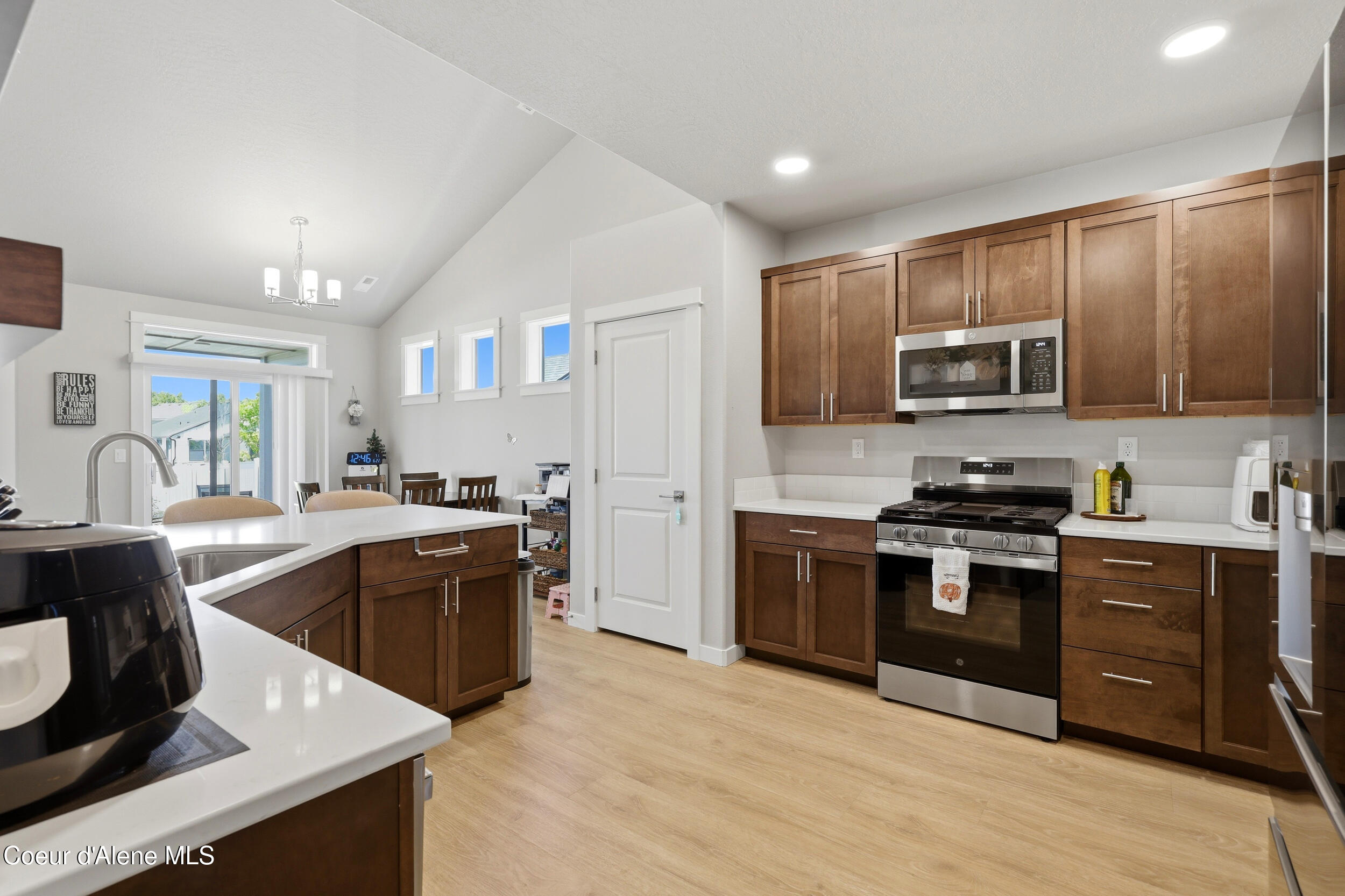 2450 West Victor Loop Coeur D'Alene, ID 83815 - Photo 4 of 49 Kitchen