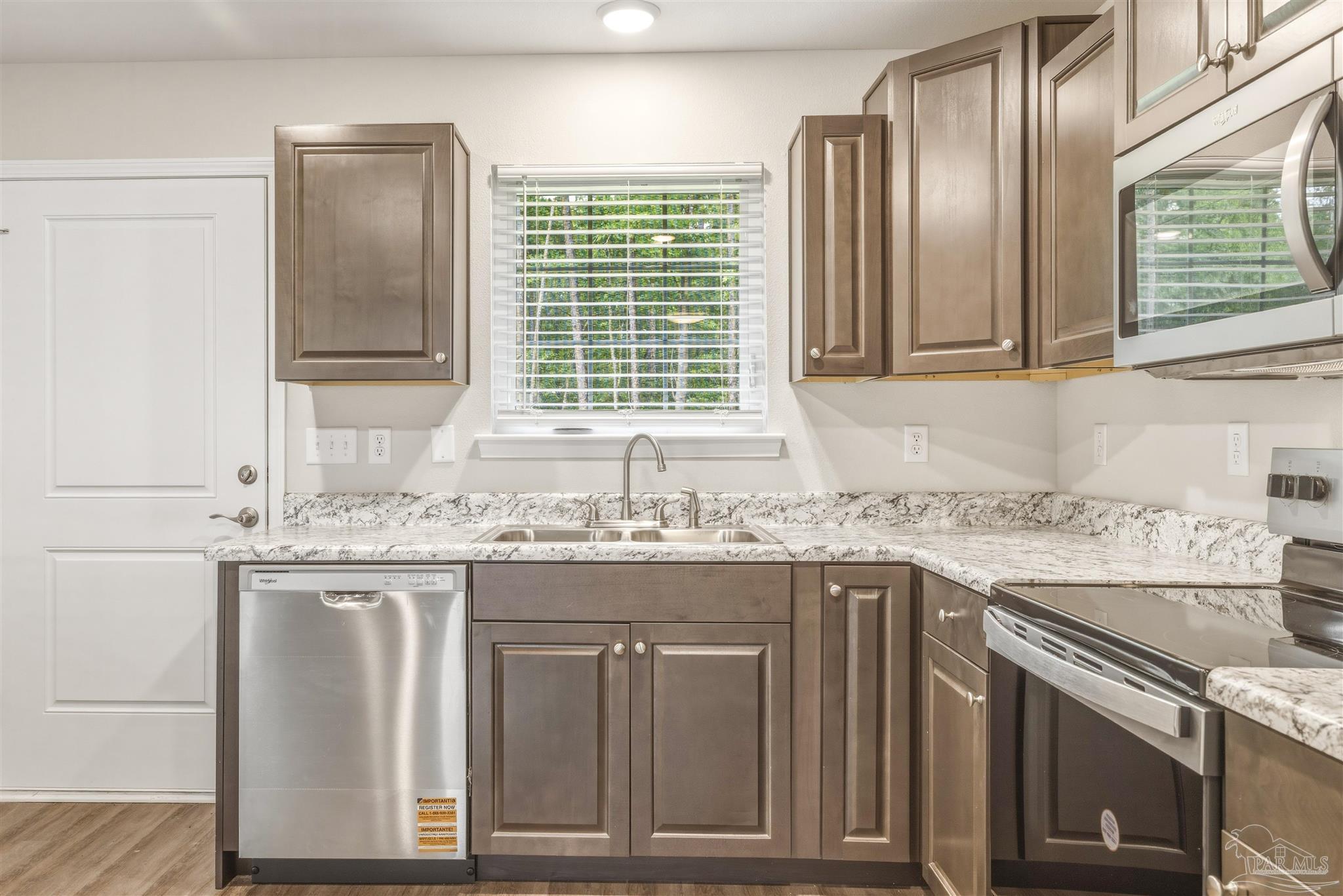 6884 Fast Gun Lane Milton, FL 32570 - Photo 11 of 35