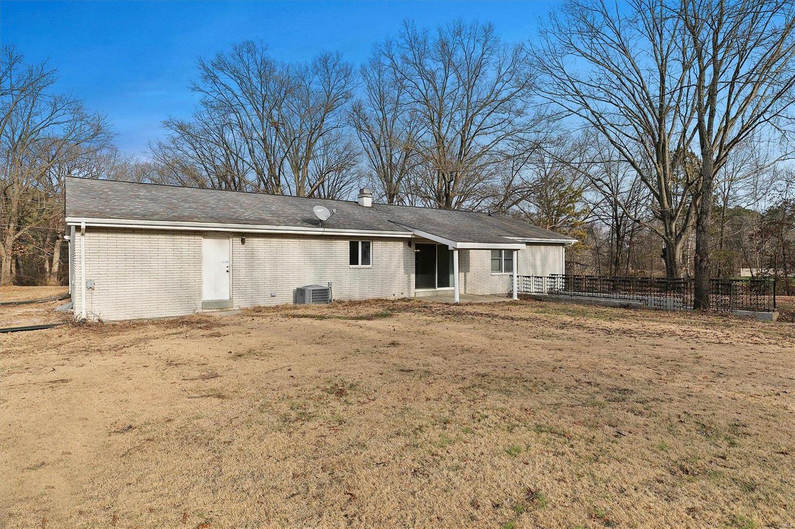 1315 Scott Troy Road Lebanon, IL 62254 - Photo 33 of 44 Gallery Image 33