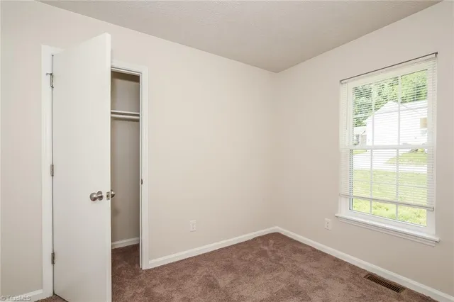 $1,595 | 821 Dogwood Circle, High Point, NC 27260