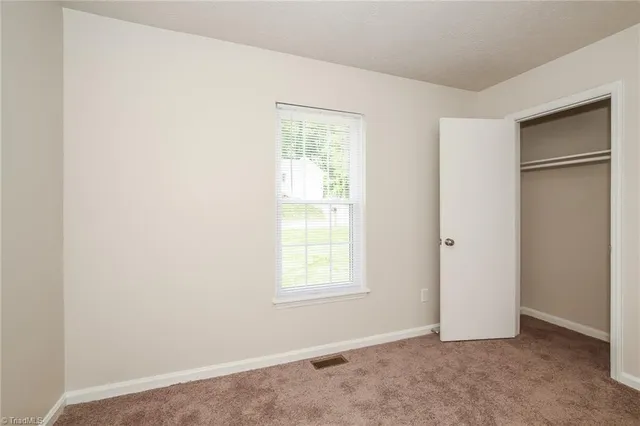 $1,595 | 821 Dogwood Circle, High Point, NC 27260