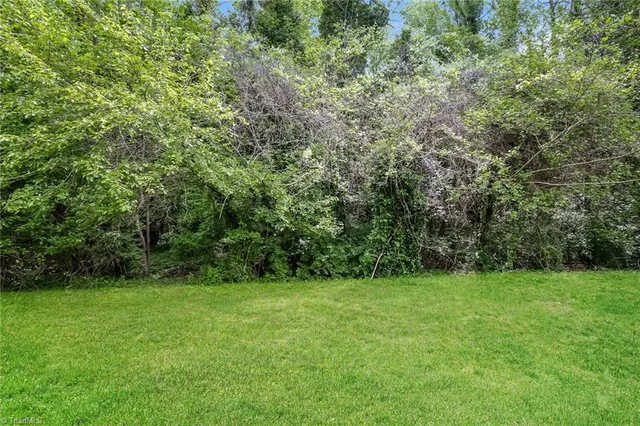 $1,595 | 821 Dogwood Circle, High Point, NC 27260