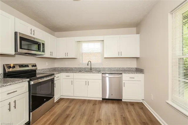 $1,595 | 821 Dogwood Circle, High Point, NC 27260