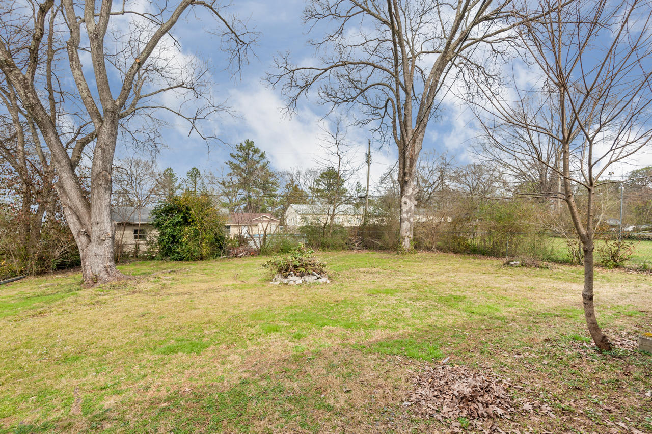 5329 Old Mission Road Chattanooga, TN 37411 - Photo 15 of 19 5329 Old Mission Road Chattanooga, TN -
