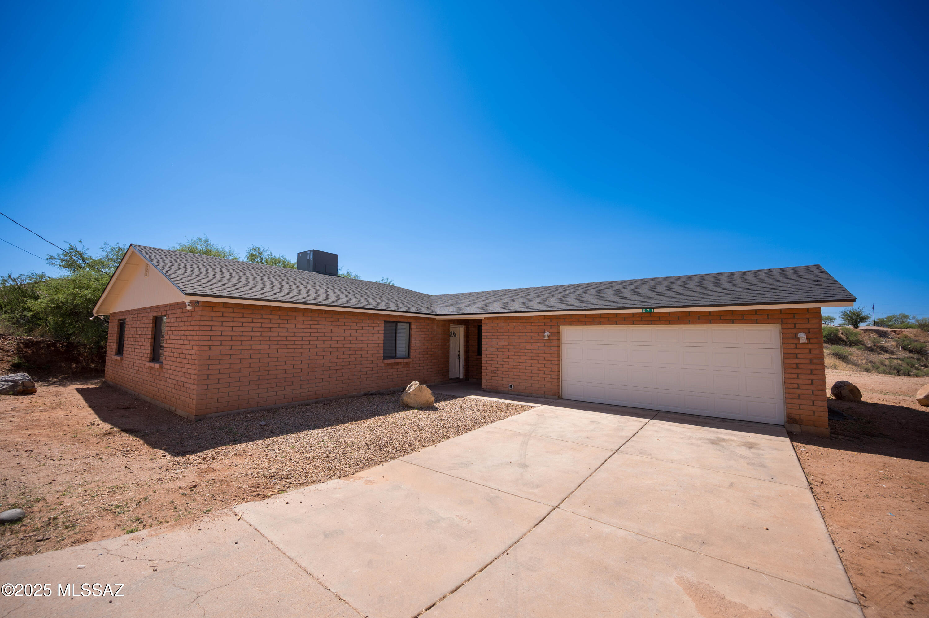 971 Via Puebla Rio Rico, AZ 85648 - Photo 1 of 38