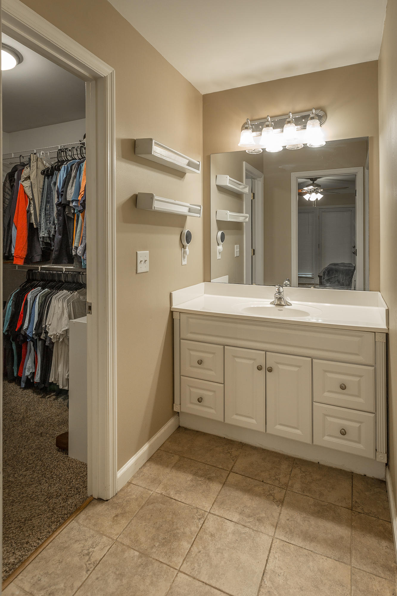6234 East Brainerd Road Chattanooga, TN 37421 - Photo 15 of 32 Master Bathroom