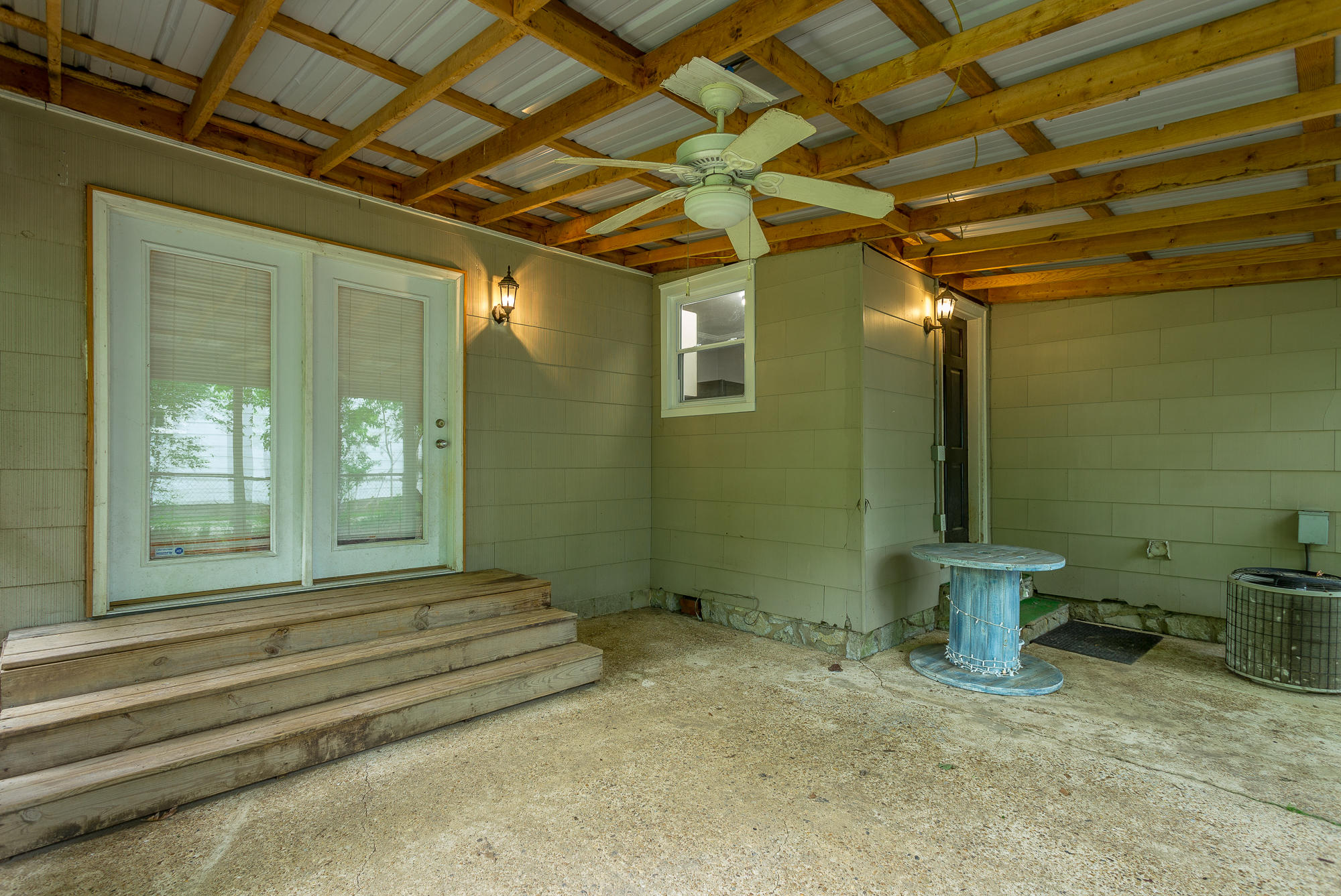 6234 East Brainerd Road Chattanooga, TN 37421 - Photo 23 of 32 Porch