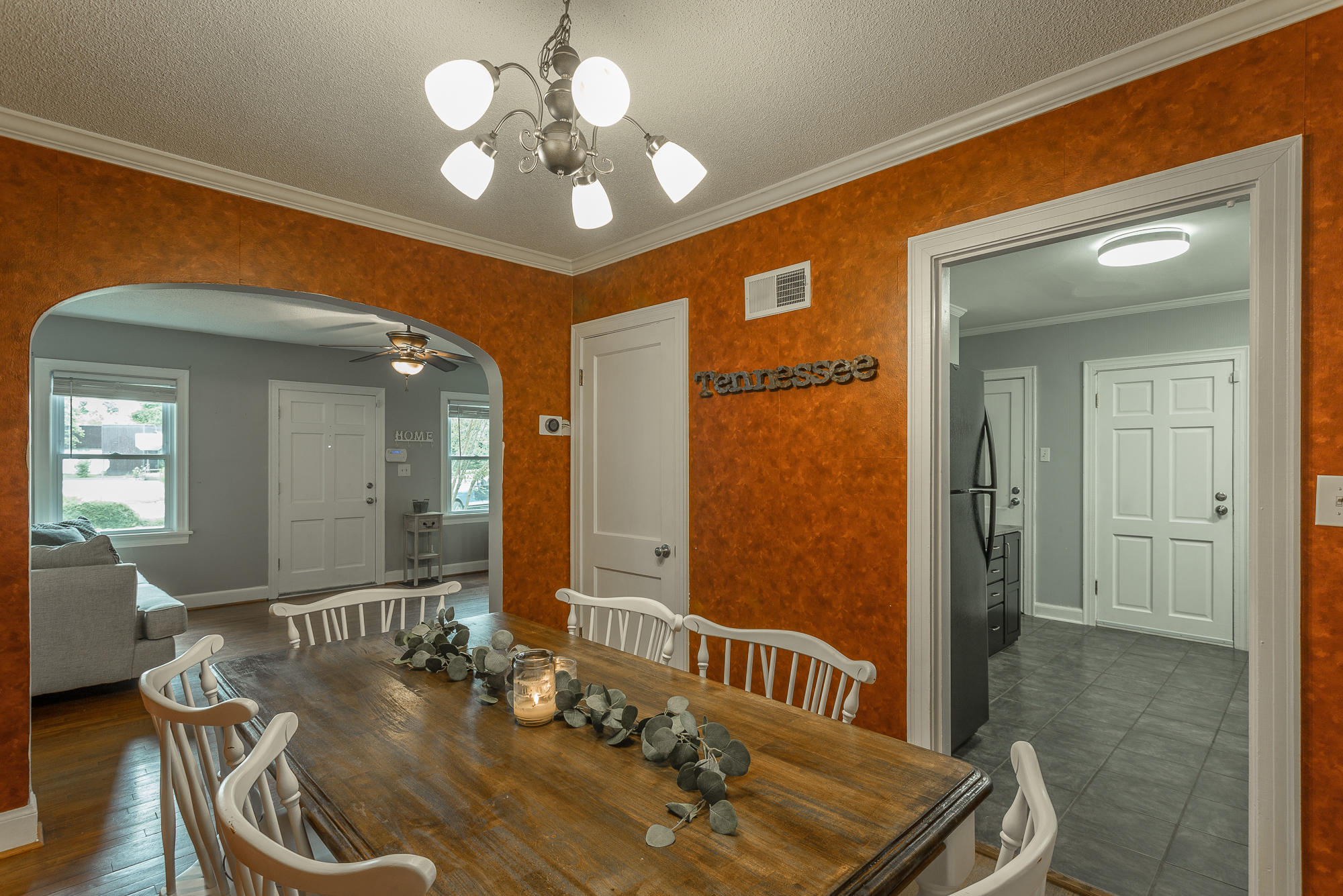 6234 East Brainerd Road Chattanooga, TN 37421 - Photo 10 of 32 Dining Room