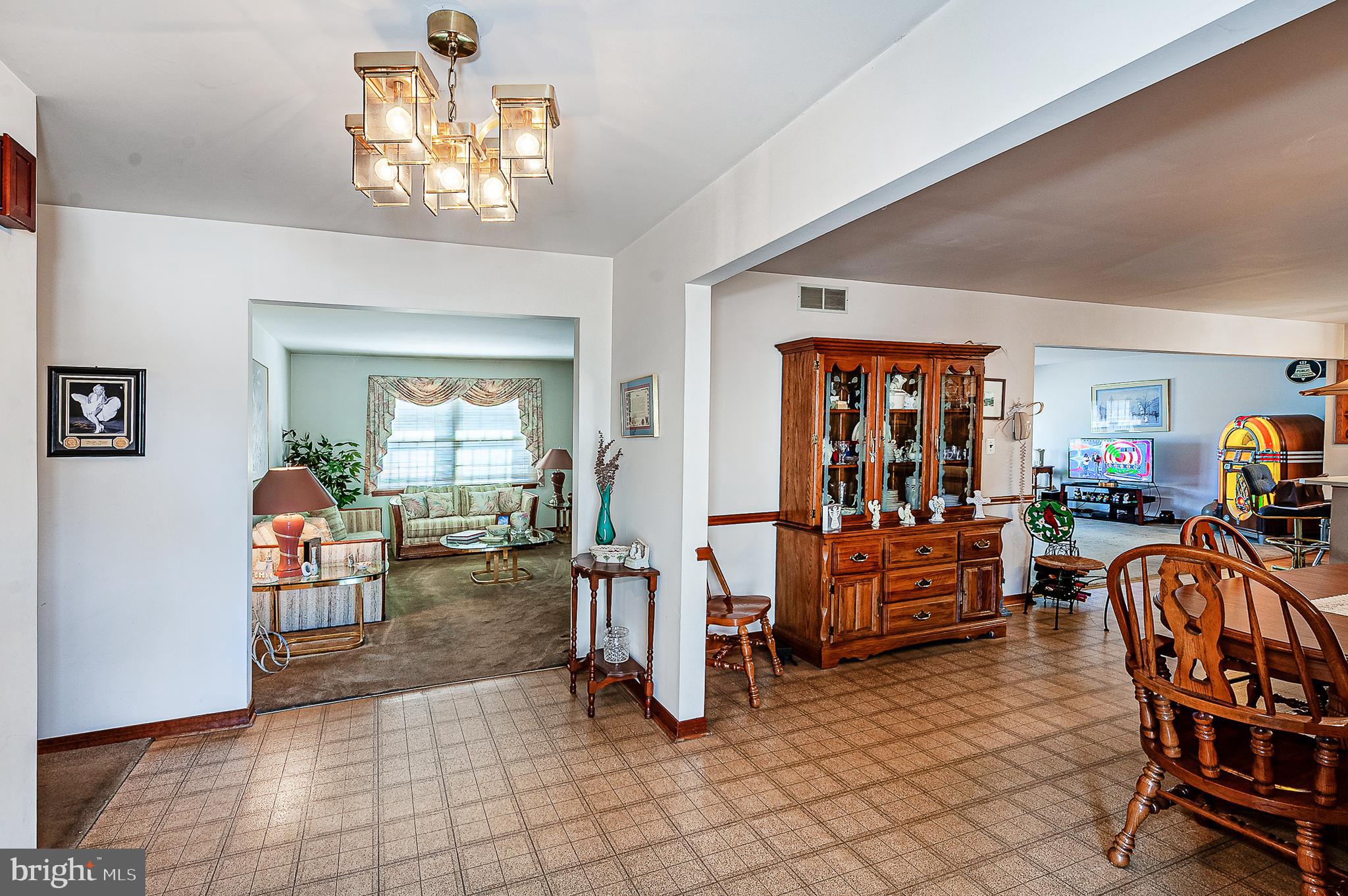 540 Greentree Road Glassboro, NJ 08028 - Photo 2 of 27 Gallery Image 2