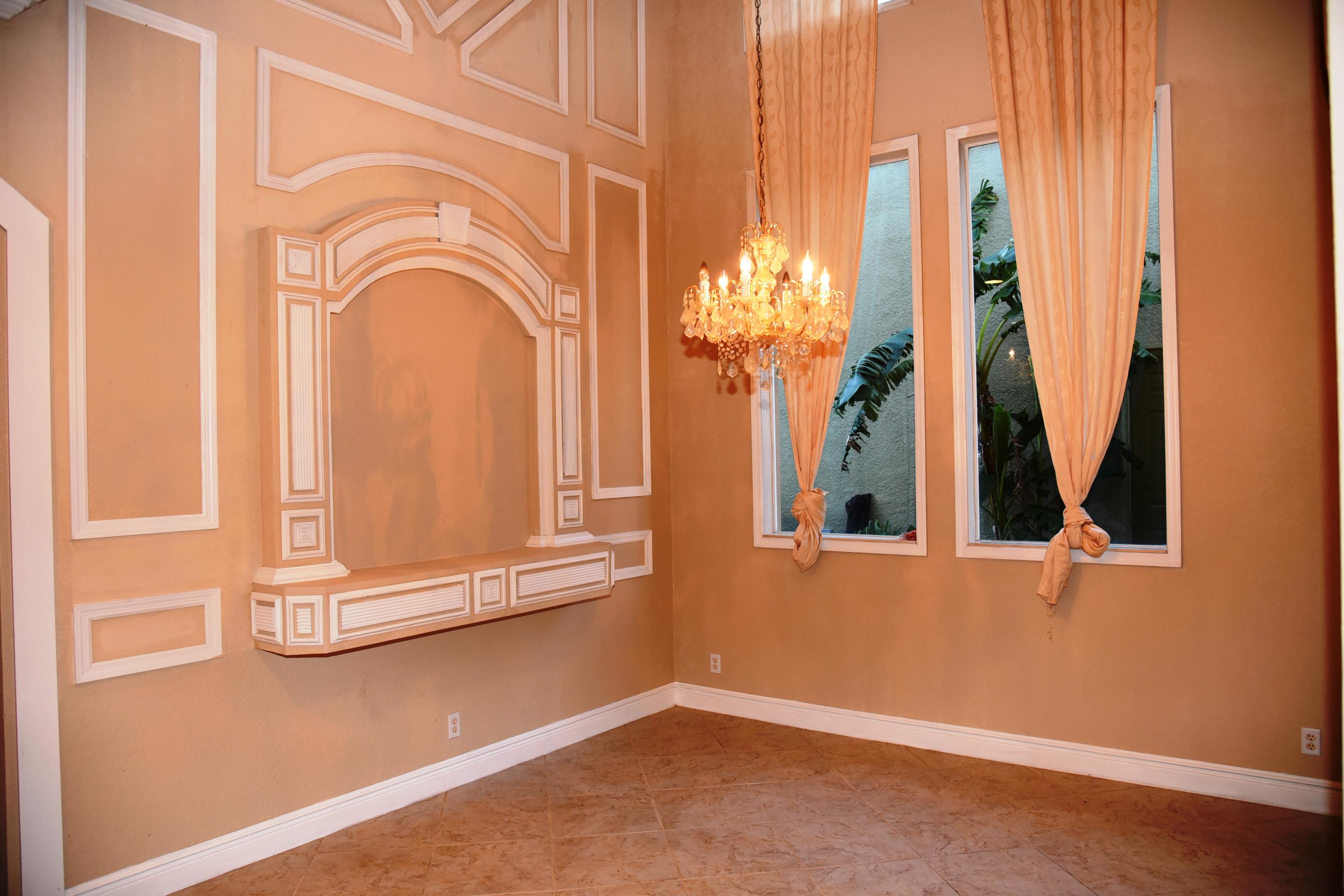 443 Cresta Circle West Palm Beach, FL 33413 - Photo 5 of 22 Formal Dining Room