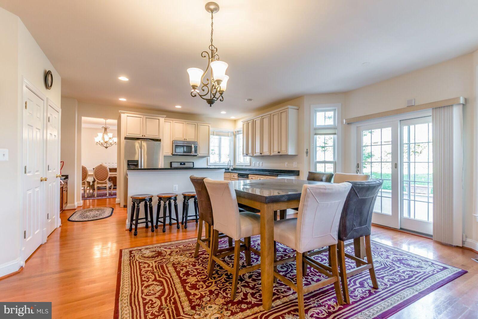 5409 Heming Avenue Springfield, VA 22151 - Photo 10 of 27 Casual Dining area off-kitchen