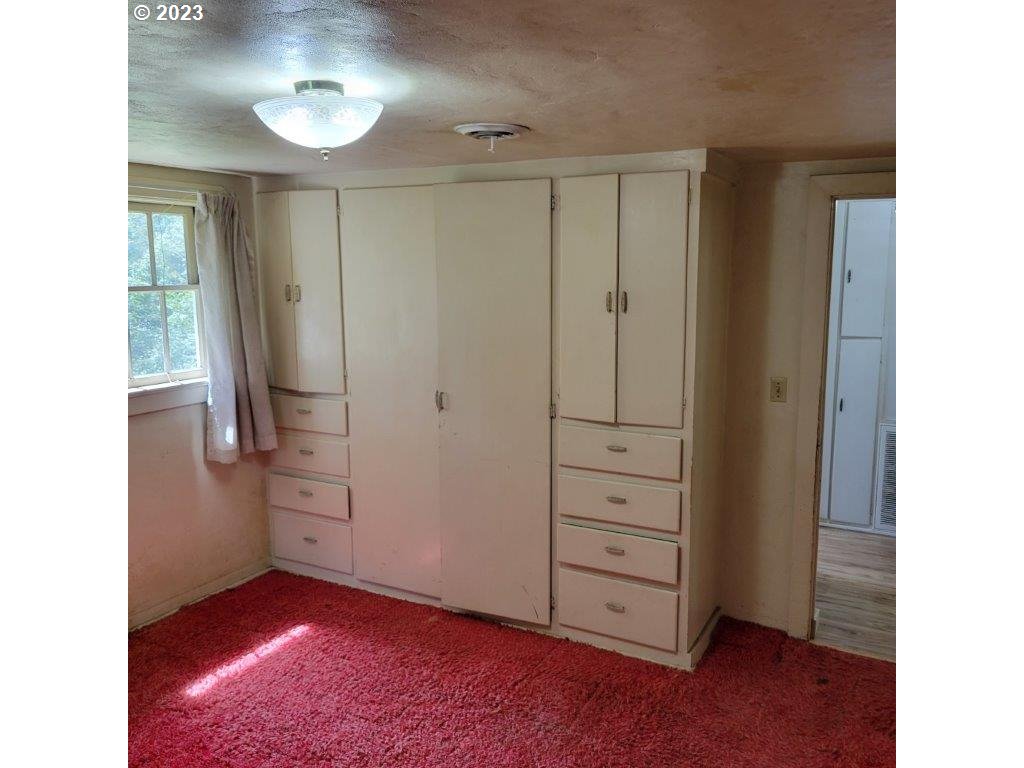 2715 Doerner Road Roseburg, OR 97471 - Photo 16 of 32