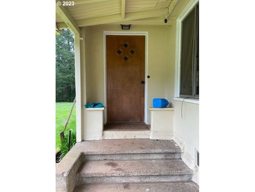 2715 Doerner Road Roseburg, OR 97471 - Photo 10 of 32