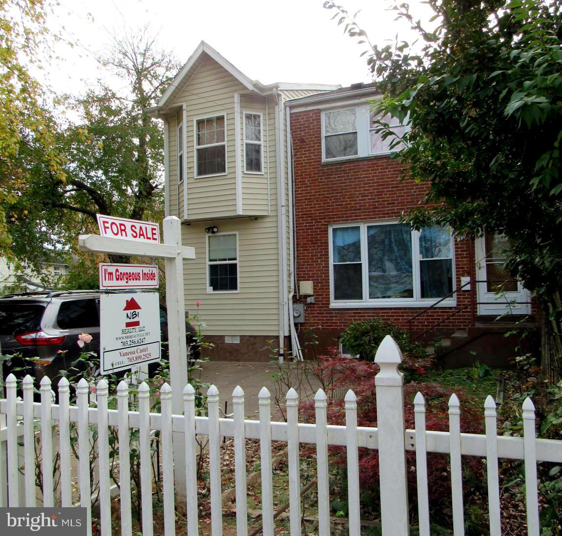 3700 Brightview Street Silver Spring, MD 20902 - Photo 3 of 30 Exterior (Front)