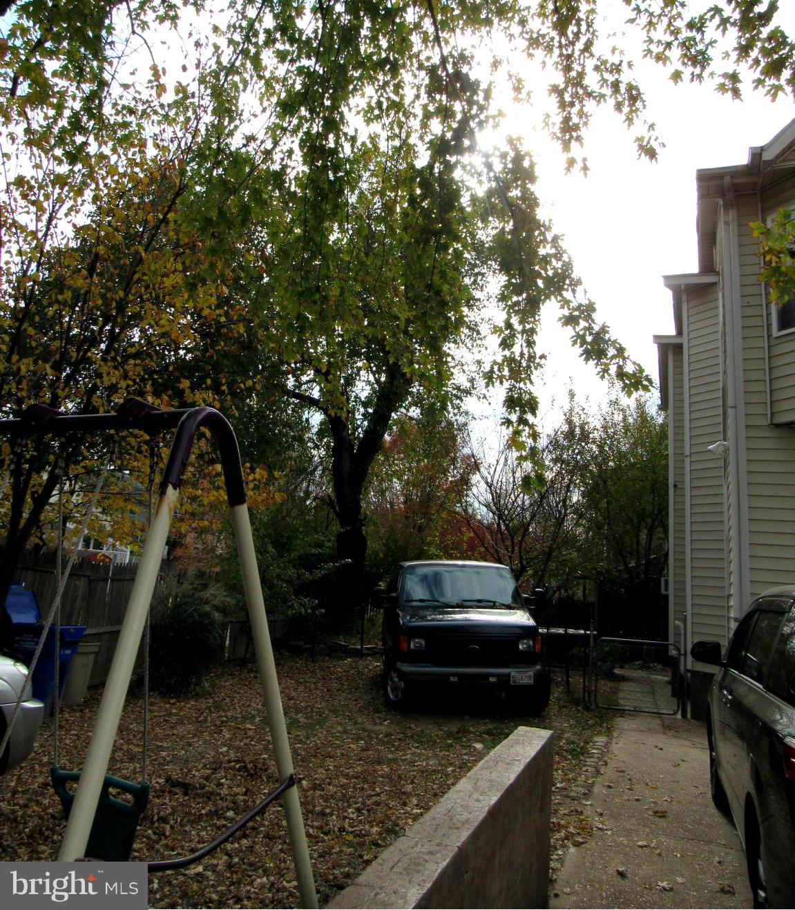 3700 Brightview Street Silver Spring, MD 20902 - Photo 4 of 30 Exterior (General)