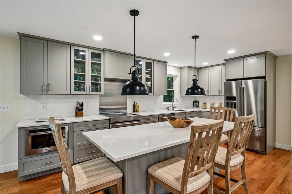 33 Downfall Road Newbury, MA 01922 - Photo 4 of 40 Gallery Image 4