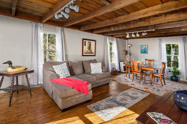 $193,000 | 25 Bond Street, Augusta, ME 04330