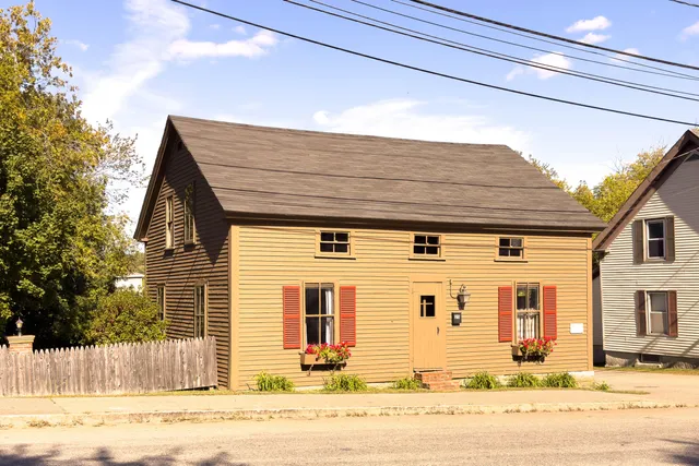 $193,000 | 25 Bond Street, Augusta, ME 04330