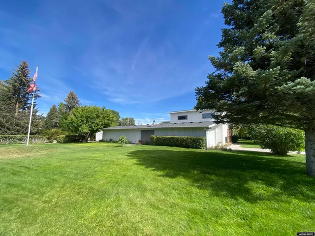 $469,000 | 755 North 2 Street, Riverton, WY 82501