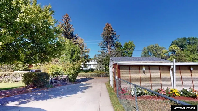 $469,000 | 755 North 2 Street, Riverton, WY 82501