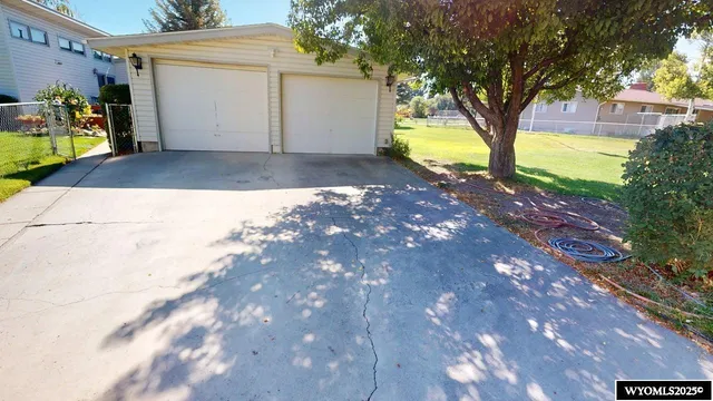 $469,000 | 755 North 2 Street, Riverton, WY 82501