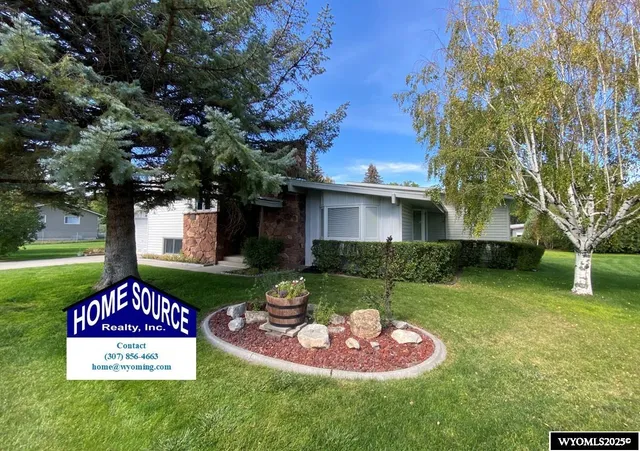 $469,000 | 755 North 2 Street, Riverton, WY 82501