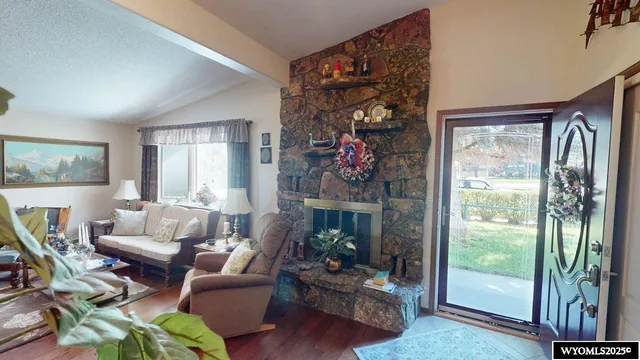 $469,000 | 755 North 2 Street, Riverton, WY 82501