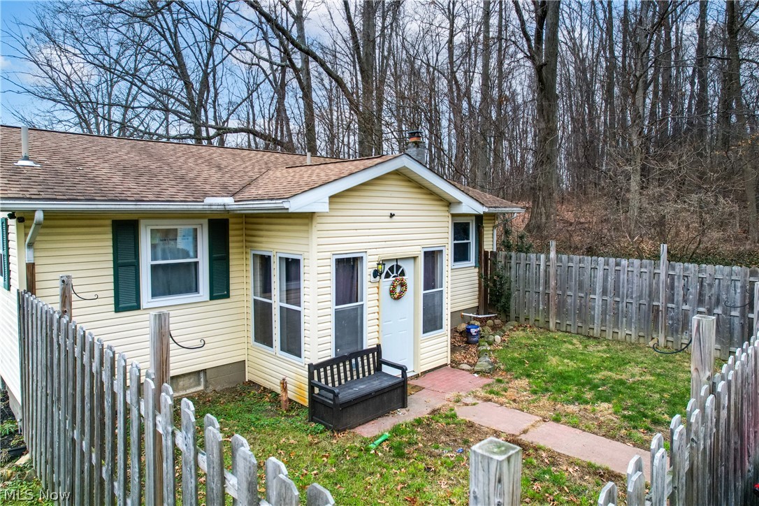 2390 Lansinger Road Mogadore, OH 44260 - Photo 5 of 32