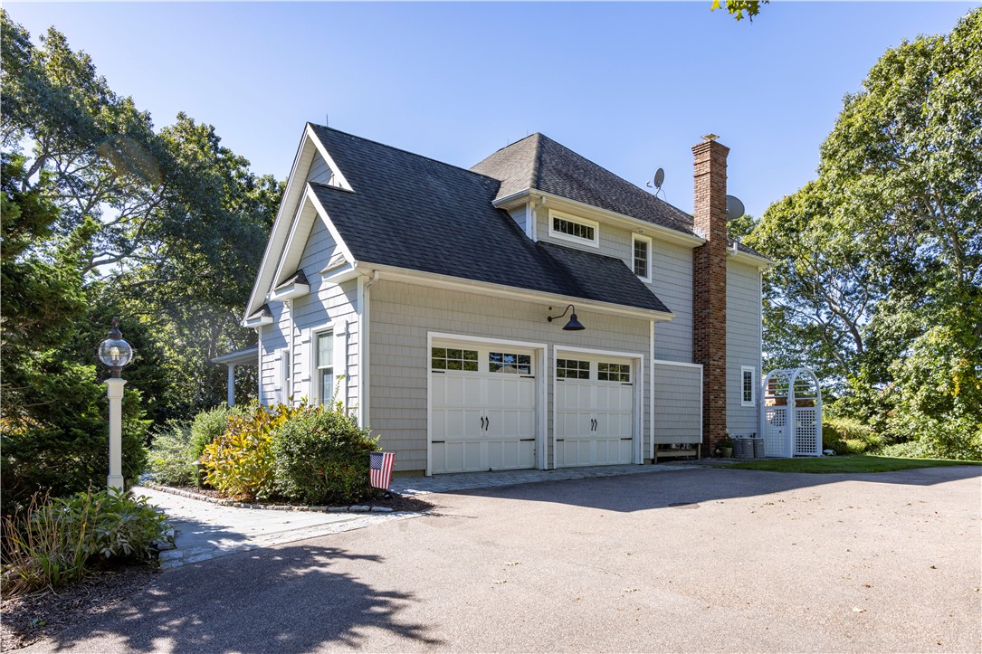 35 Wicklow Road Westerly, RI 02891 - Photo 11 of 48